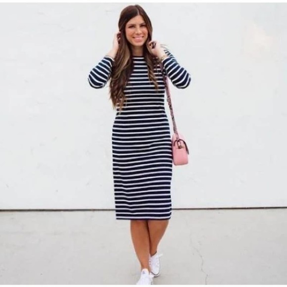 J. Crew Dresses & Skirts - J. Crew Size 6 Blue White Long-sleeve Striped dress NEW!!